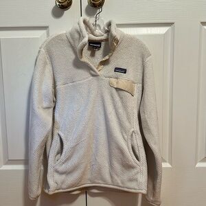 Patagonia, size L fleece in cream